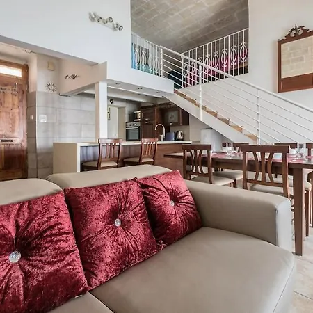 Seafront In Apartment *