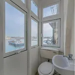 Seafront In Apartment *